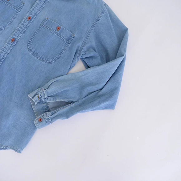 Loony Tunes	Vintage Chambray Collared Button Down Denim  Shirt Jean ~Blue~Medium - Picture 14 of 16